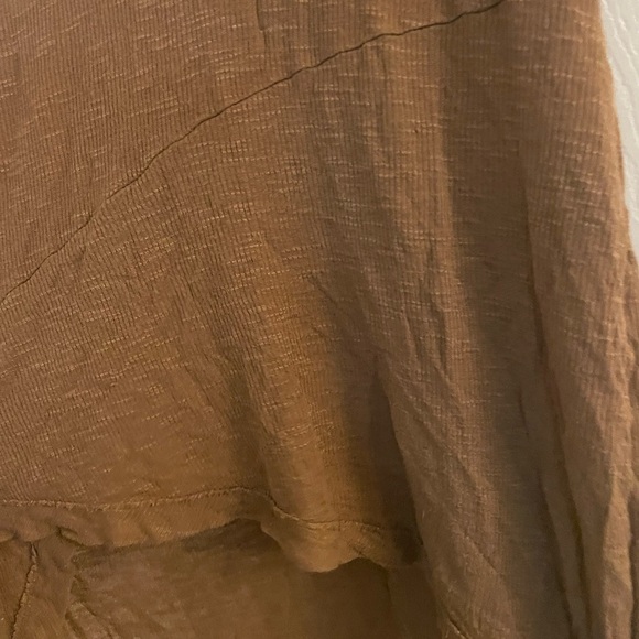We the Free Brown Sleeveless Women's high low Top medium - Picture 5 of 7